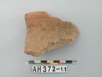 藏品(紅色夾砂繩紋陶口緣)的圖片